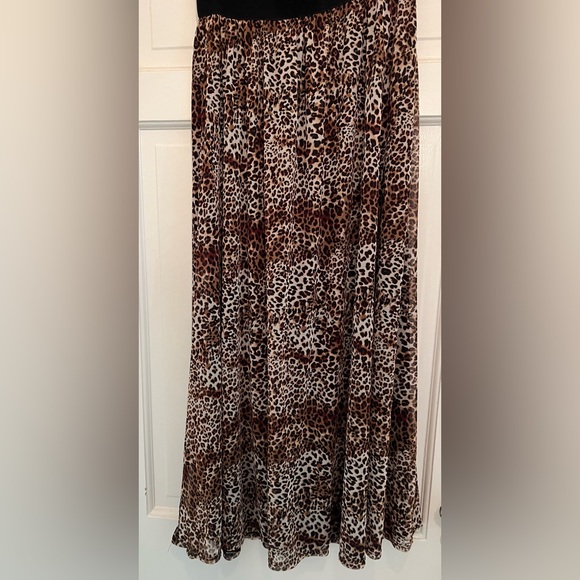Japparel “Diana” Maxi Skirt new with tags size medium - Picture 5 of 5